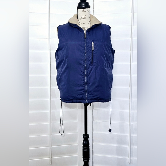 CODY JAMES REVERSIBLE PUFFER VEST - Picture 6 of 16